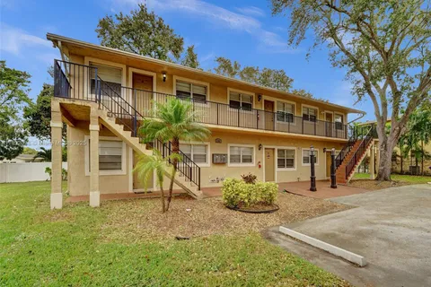 1101 W Prospect Rd # 3, Fort Lauderdale FL 33309