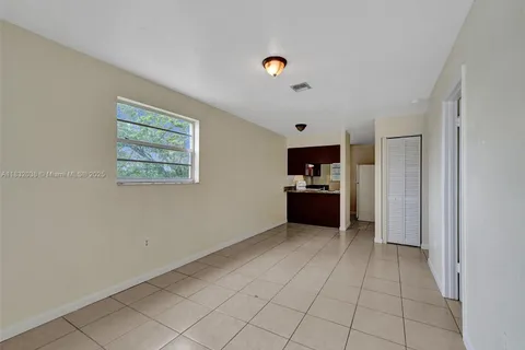 1101 W Prospect Rd # 3, Fort Lauderdale FL 33309