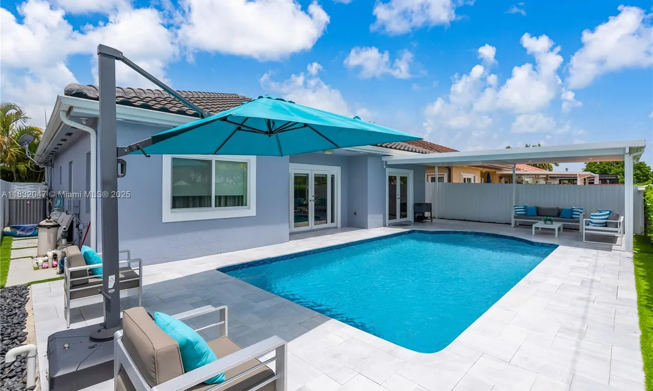 22615 SW 102nd Ct, Cutler Bay FL 33190