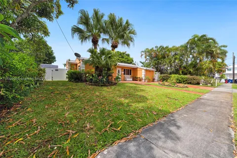 1328 Mango Isle, Fort Lauderdale FL 33315