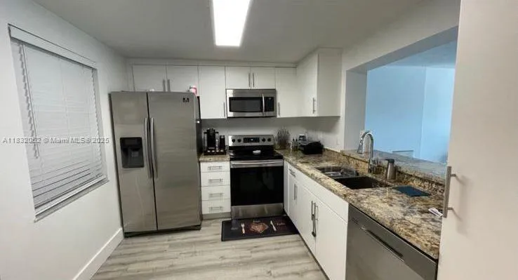 311 SE 3rd St # 206, Dania Beach FL 33004