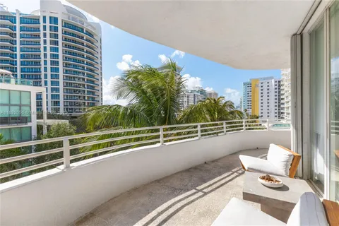 5970 Indian Creek Dr # 502, Miami Beach FL 33140