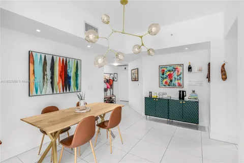 5970 Indian Creek Dr # 502, Miami Beach FL 33140