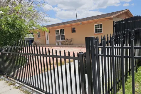 16711 NW 49th Ct, Opa-Locka FL 33055