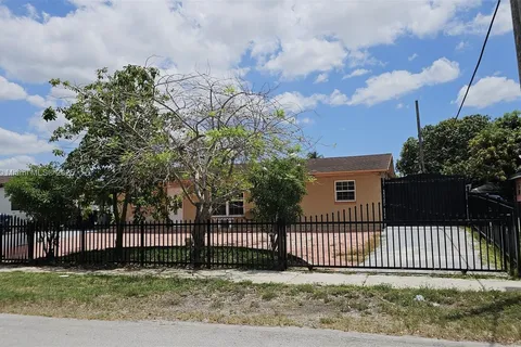 16711 NW 49th Ct, Opa-Locka FL 33055