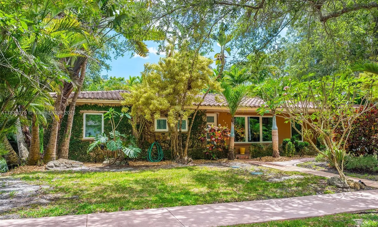 614 San Servando Ave, Coral Gables FL 33143