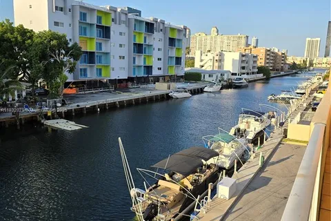 3545 NE 167th St # 304, North Miami Beach FL 33160