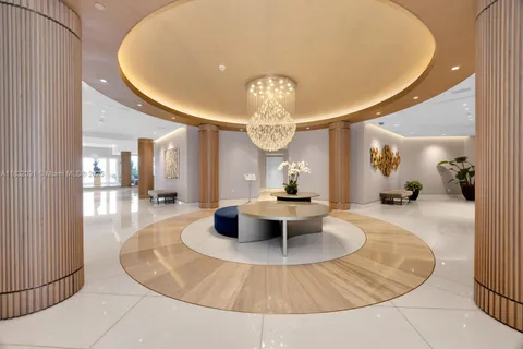 888 Brickell Key Dr # 607, Miami FL 33131