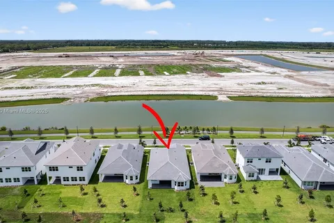 13674 Spruce Pine Dr, Westlake FL 33470