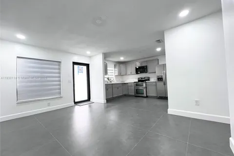 28099 SW 143rd Ct, Homestead FL 33033