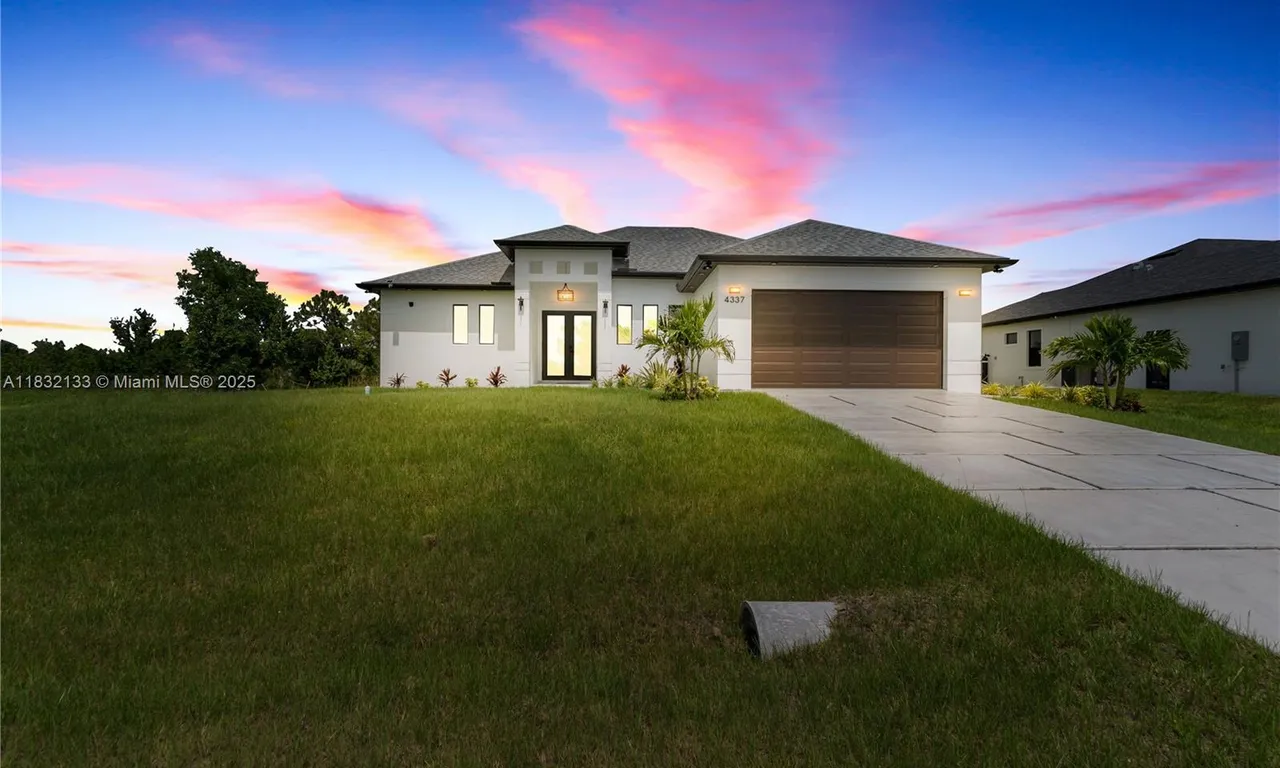 4337 Nw 36 ave, Cape Coral FL 33993