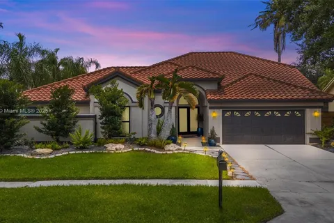 1844 NW 109th Ave, Plantation FL 33322