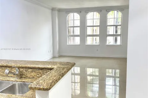3001 NE 185th St # 238, Aventura FL 33180