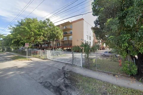 1910 W 56th St # 3321, Hialeah FL 33012