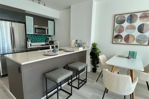 55 SE 6th St # 2608, Miami FL 33131