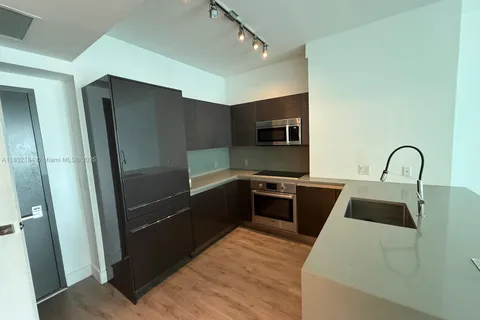 1080 Brickell Ave # 2205, Miami FL 33131