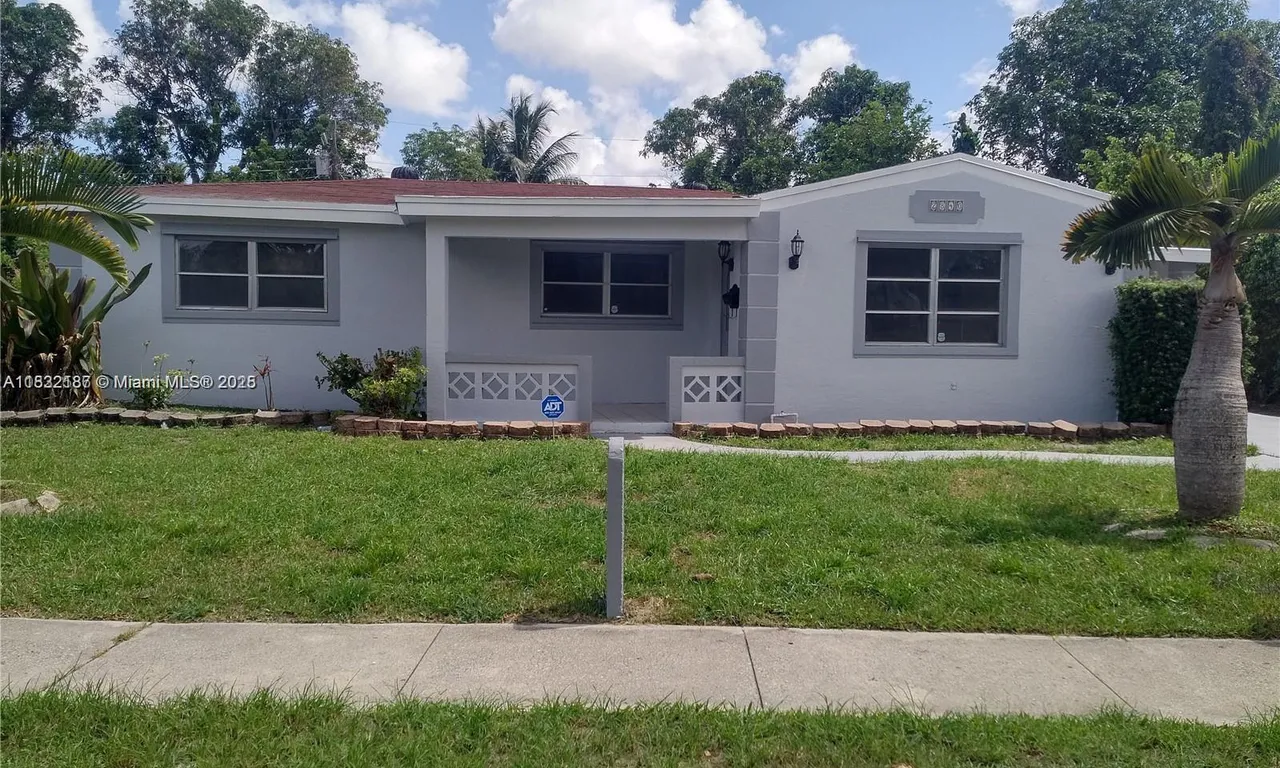 2840 SW 8th St, Fort Lauderdale FL 33312