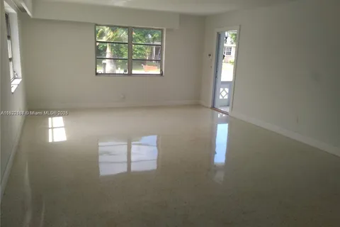 2840 SW 8th St, Fort Lauderdale FL 33312