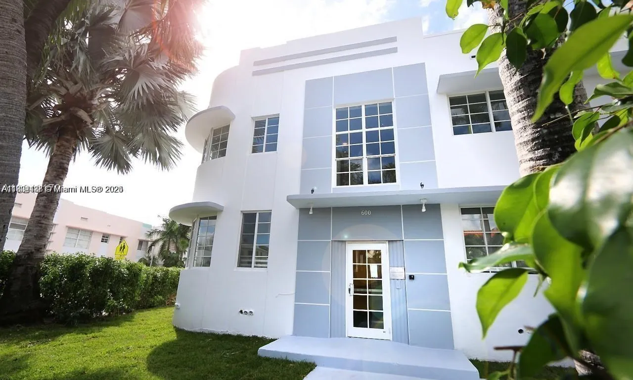 600 15th St # 11, Miami Beach FL 33139