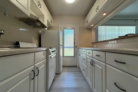 1431 S 14th Ave # 109, Hollywood FL 33020