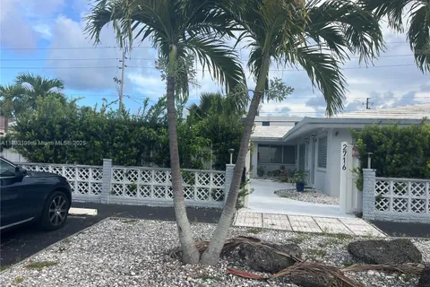 2716 NE 32nd St # 5, Fort Lauderdale FL 33306