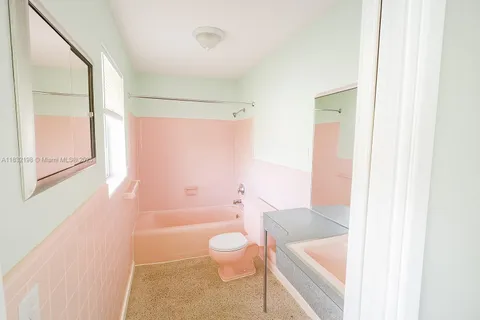 2716 NE 32nd St # 5, Fort Lauderdale FL 33306