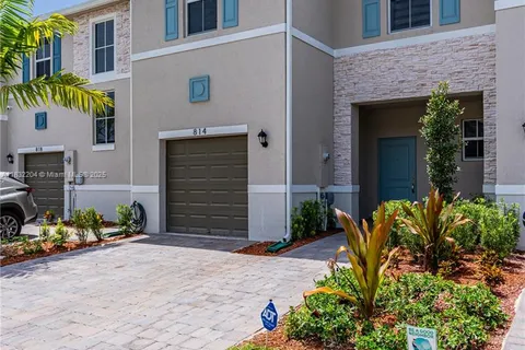 814 SE 19th St # 814, Homestead FL 33034