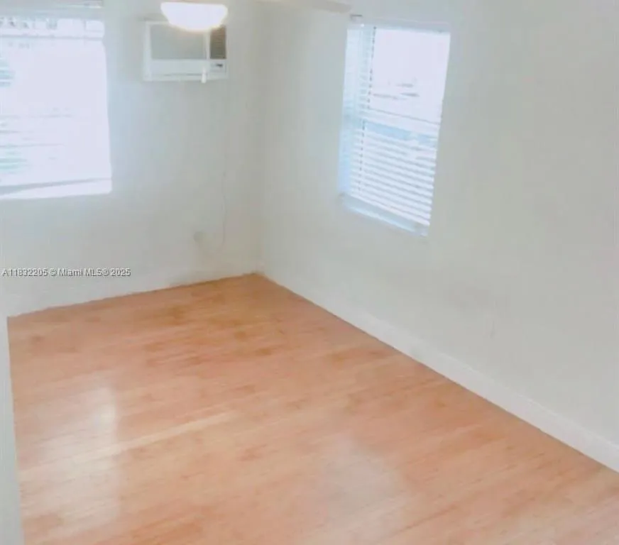894 80th St # 1, Miami Beach FL 33141