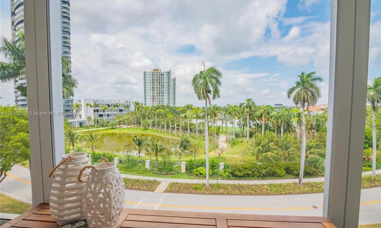 200 Diplomat Pkwy # 519, Hallandale Beach FL 33009