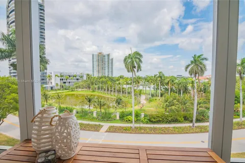 200 Diplomat Pkwy # 519, Hallandale Beach FL 33009