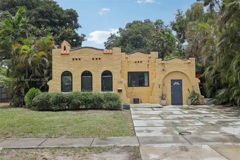 335 NE 127th St, North Miami FL 33161