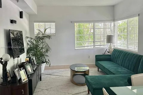 1300 Pennsylvania Ave # 201, Miami Beach FL 33139