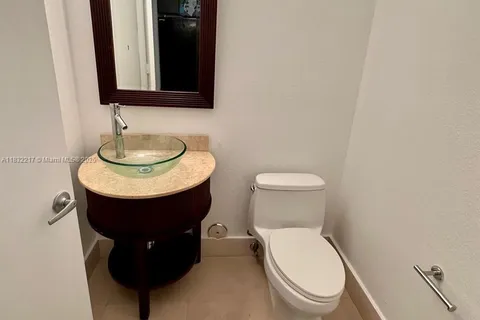 1300 Pennsylvania Ave # 201, Miami Beach FL 33139