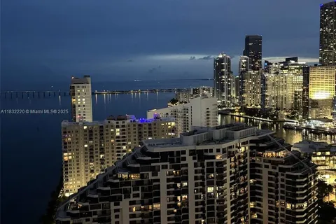 808 Brickell Key Dr # 3208, Miami FL 33131