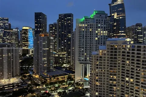 808 Brickell Key Dr # 3208, Miami FL 33131