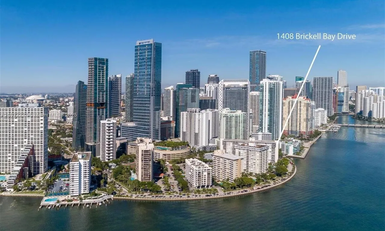 1408 Brickell Bay Dr # 1114, Miami FL 33131