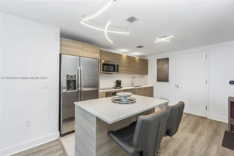121 NE 34th St # 1614, Miami FL 33137