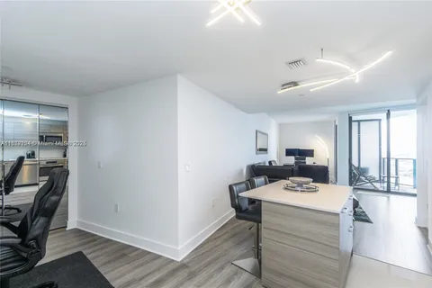 121 NE 34th St # 1614, Miami FL 33137