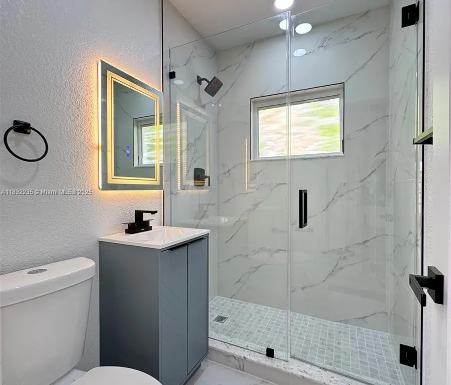 17645 NW 37th Ave # 1, Miami Gardens FL 33056