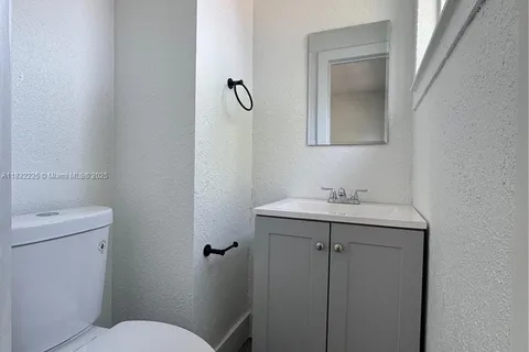 17645 NW 37th Ave # 1, Miami Gardens FL 33056