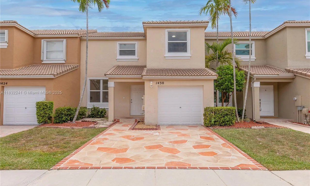 1430 NW 154th Ln # 1430, Pembroke Pines FL 33028