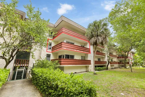1205 Mariposa Ave # 308, Coral Gables FL 33146
