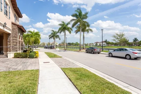 17065 SW 94th Way # 1, Miami FL 33196