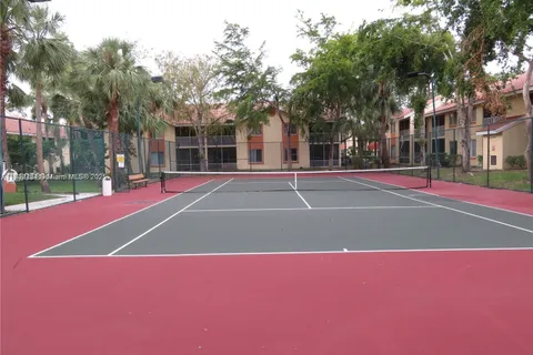 937 Coral Club Dr # 937, Coral Springs FL 33071