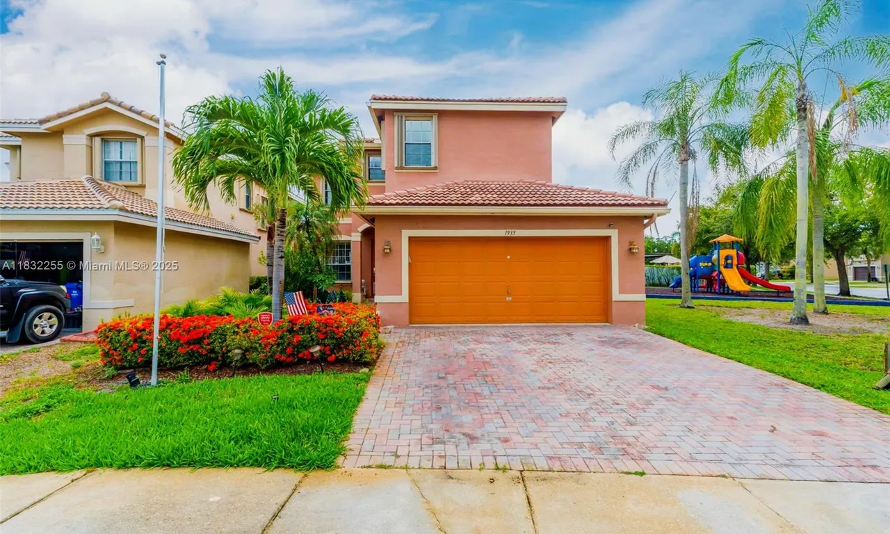 1935 SW 150 Ave, Miramar FL 33027