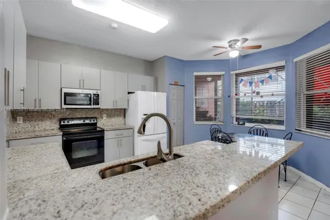 1935 SW 150 Ave, Miramar FL 33027