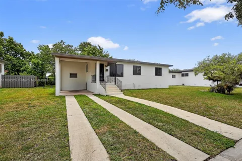 2241 SW 82nd Pl # 2241, Miami FL 33155