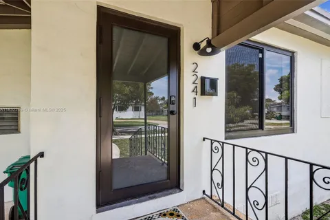 2241 SW 82nd Pl # 2241, Miami FL 33155