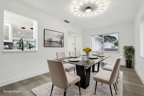 524 NW 7th Ct, Boynton Beach FL 33426