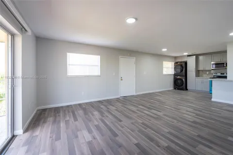 4111 Stirling Rd # 509, Dania Beach FL 33314